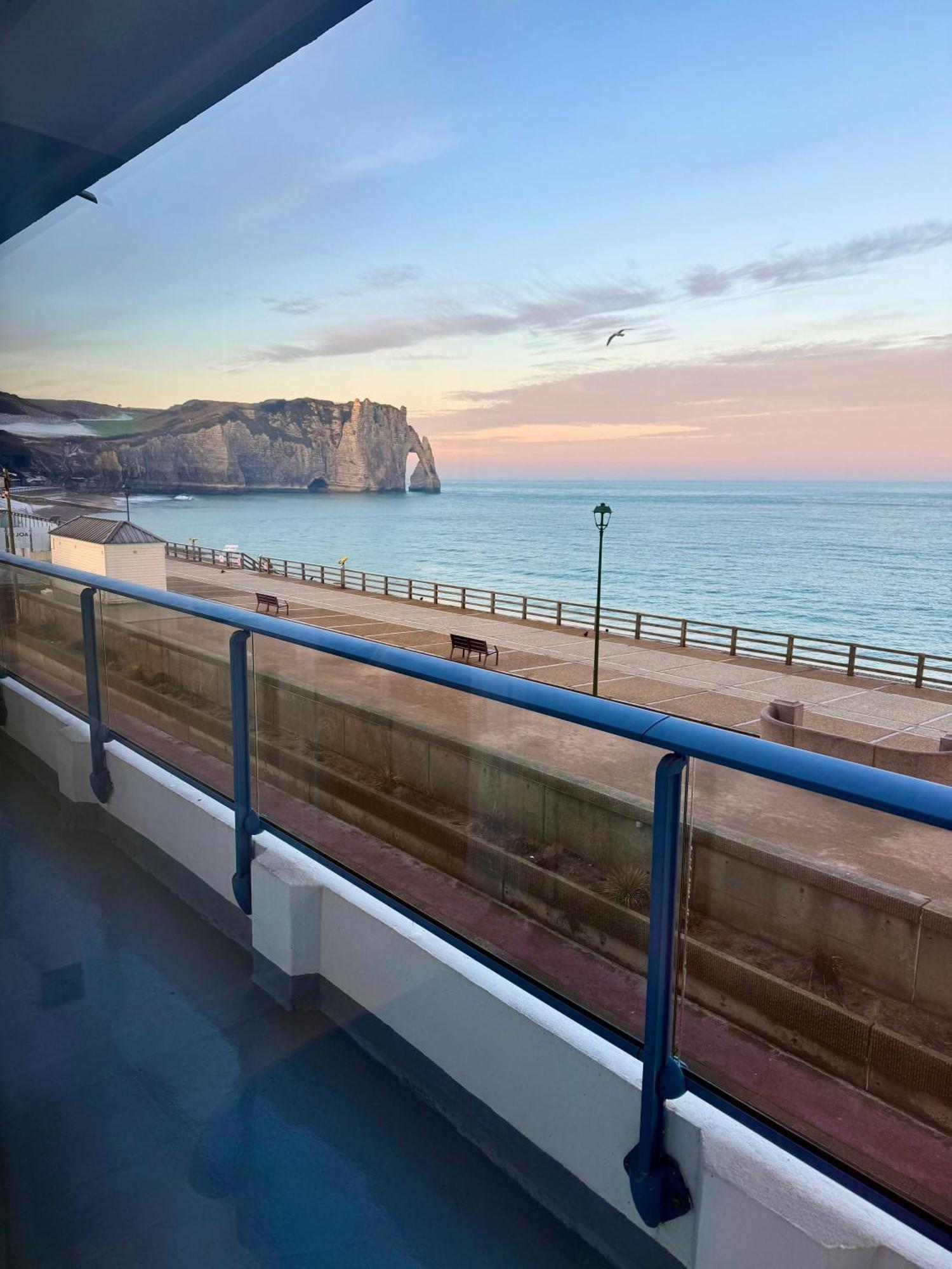 Le Pic D'etretat Etretat